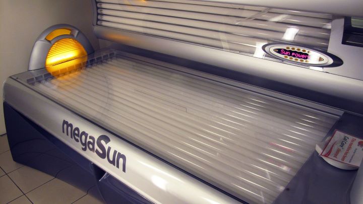 Premium Advanced Indoor Tanning Bed